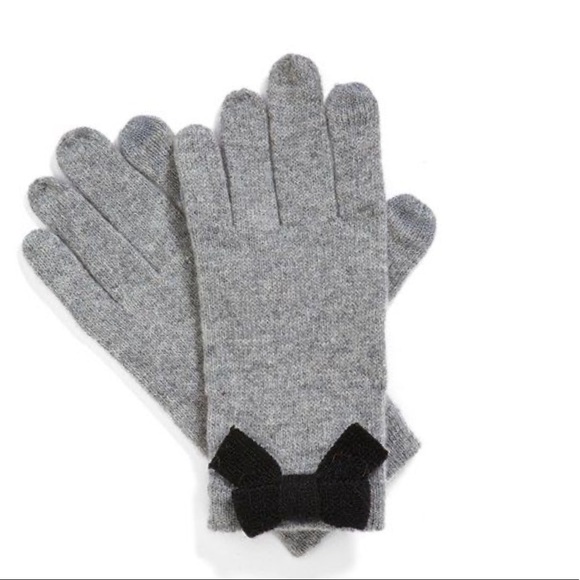 kate spade Accessories - Kate Spade NWT Bow Detail Tech-Friendly Gloves